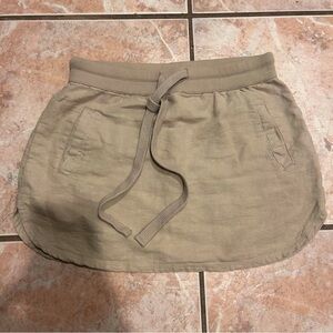100% linen Tan stretchy golf Skirt